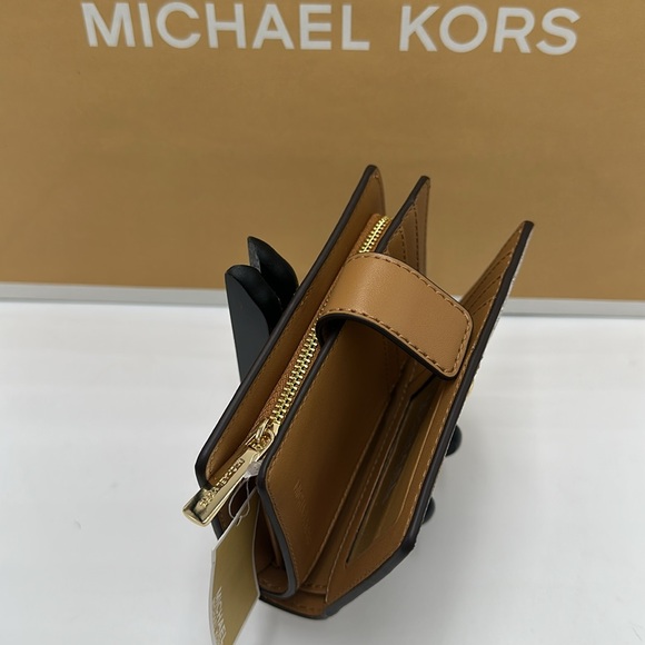 Michael Kors Medium Bifold Signature Logo Wallet Deer Multi Color - Picture 9 of 13